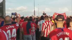 VIDEO | Afición del Atlético de Madrid entona cántico racista en contra de Vinicius Jr