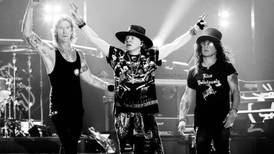 Guns N' Roses estrena "Absurd", su primer tema inédito en 13 años