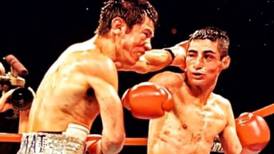 VIDEO | Los mejores momentos de la mejor pelea del año 2000 entre Marco Antonio Barrera y Erik Morales