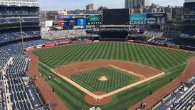 MLB: Fans de Yankees protagonizaron escándalo por lanzar objetos al campo