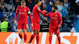 Liverpool golea en Champions al Porto del Tecatito Corona