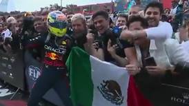 VIDEO | Así celebró Checo Pérez su triunfo en el Gran Premio de Azerbaiyán