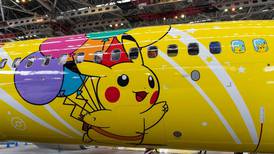 En Japón ya puedes viajar en el espectacular avión temático de Pikachu de la caricatura Pokémon