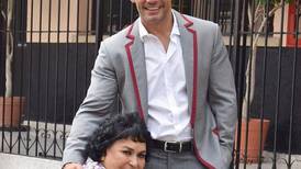 Cristián de la Fuente envía su apoyo a Carmen Salinas, a quien considera "una madre adoptiva"