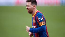 Quieren que Messi se quede: Barcelona hizo una oferta formal por uno de los mejores delanteros de la Premier League