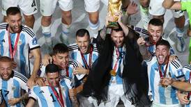 Surgen polémicos memes contra meseros argentinos de CDMX por la final del Mundial de Qatar 2022
