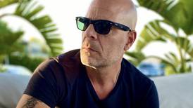 ¡Dos gotas de agua!: Conoce al Bruce Willis latino que se hizo popular en Tik Tok