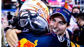 ¡Otra vez! Piloto de Alpha Tauri busca asiento de Sergio "Checo" Pérez en Red Bull
