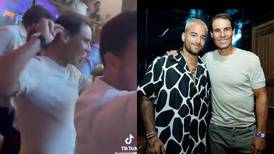 VIDEO | Captan a Rafa Nadal perreando canciones de Maluma