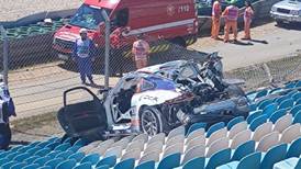 VIDEO | Porsche terminó en las gradas tras accidente que pudo terminar en tragedia 