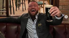 Conor McGregor fue atacado por bombas molotov en su restaurante