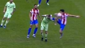 ¡Terrible! La brutal entrada de José María Giménez en la Supercopa de España