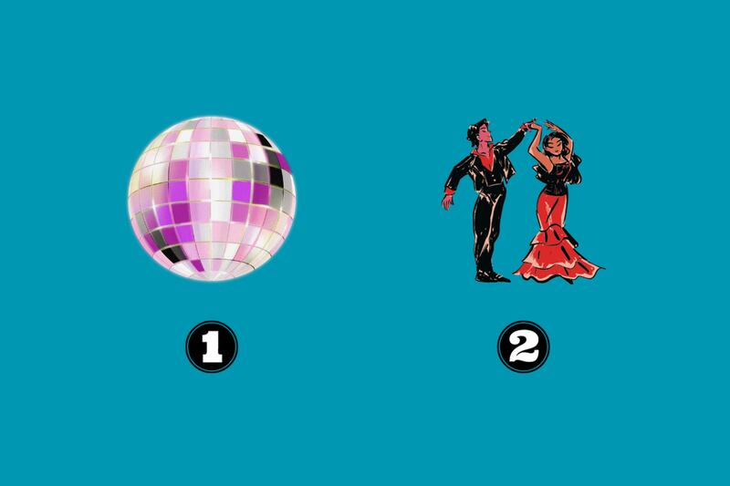 Dos opciones en este test de personalidad: una bola disco y dos bailarines.