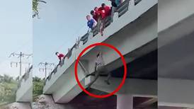Hombre en Temixco, Morelos, intenta quitarse la vida al aventarse de un puente