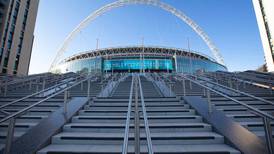 [VIDEO] Fanáticos irrumpen en Wembley para final de la Euro 2020