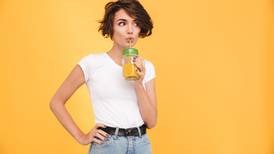 Salud: Limpia tu intestino de manera natural con esta bebida
