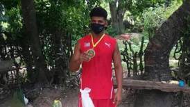 Boxeador  y medallista cubano recibe indignante premio en su país