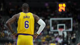 NBA: El paso histórico de LeBron James a los 38 años