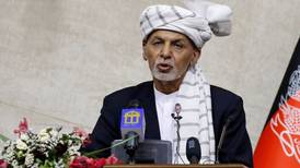 Presidente de Afganistán abandona el país tras el asedio de talibanes