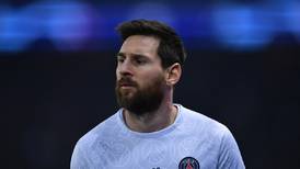 VIDEO | No lo quieren: Hinchas de PSG vuelven a recibir con pifias a Lionel Messi