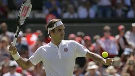Roger Federer se despidió de Wimbledon con partido para el olvido