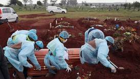 "La pandemia no acabará este año" explicó la premio Nobel de Medicina de 2008