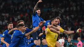 Italia hace historia al ganar la Eurocopa en penales frente a Inglaterra