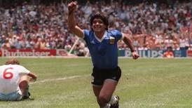 Diego Armando Maradona: El insólito costo del balón de la "Mano de Dios"