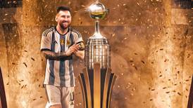Presidente de Conmebol seduce a Lionel Messi con la Copa Libertadores: “Te espera siempre”