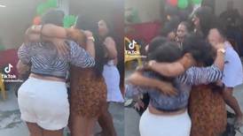 VIDEO | Grupo de mujeres en Brasil cae en un socavón durante una fiesta y se viralizan