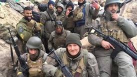 Mexicanos se suman a las tropas del ejército ucraniano para combatir a Rusia