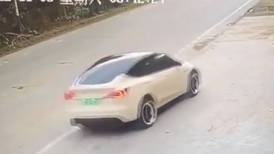 En China: Vehículo Tesla con piloto automático pierde el control y deja dos muertos
