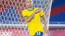Brasil vs Túnez: Otra estrella carioca sufrió racismo en partido amistoso