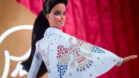 Mattel rinde homenaje a Elvis Presley con Barbie de colección