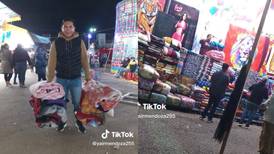 Joven se hace viral al ser estafado por el señor que vende cobijas en la feria ¡le dieron colchonetas!| VIDEO