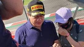 Critican a Mario Delgado, presidente nacional de Morena, por asistir al GP México de F1	