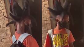 VIDEO | Niño se hace viral al cortarse el cabello como Goku 