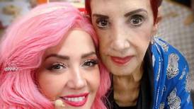 “Van por ti”: Andrea Legarreta confirma su regreso a “Vaselina”, tras la muerte de su madre