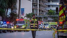 [VIDEO] Así rescataron a un joven de los escombros del edificio colapsado de Miami, Florida