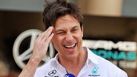 VIDEO | Aficionados de F1 increpan a Wolff con la frase “no, mickey, no” y esta fue su inesperada reacción