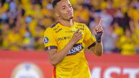 Byron Castillo, posible refuerzo del León, dejaría a Ecuador fuera de Qatar 2022