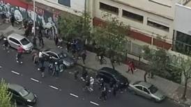 Aficionados del Independiente se enfrentan a tiros en Buenos Aires