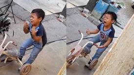Niño cantando canción ‘Castillos’ de Amanda Miguel se hace viral en TikTok | VIDEO