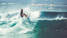 Estas son las mejores playas en México para surfear durante el verano 2022
