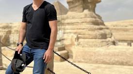 Danilo Carrera es expulsado de Egipto, por ser tan "guapo"
