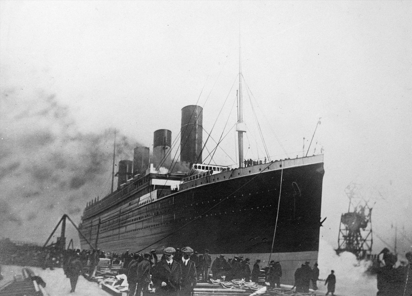 Se hunde el Titanic