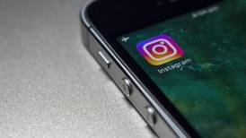 Instagram prepara novedosa herramienta que permitirá crear stickers con solo una frase a través de Inteligencia Artificial