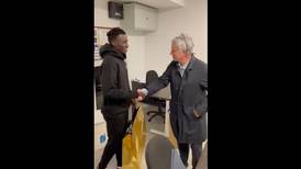 Video: Mourinho recompensa a Afena-Gyan tras marcar doblete en la Serie A