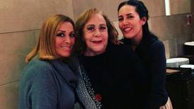 Stephanie Salas celebró con su mamá y abuela el 15 de septiembre con unos ricos buñuelos