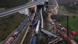 VIDEO | Choque entre trenes deja al menos 36 muertos en Grecia 